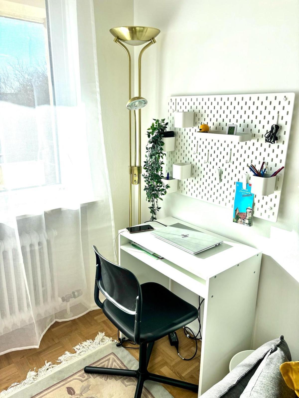 2-room With Balcony And Kitchen Apartment *