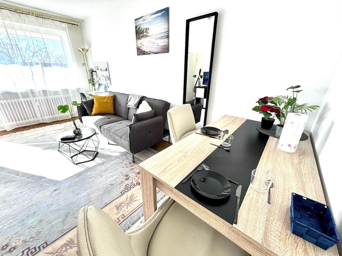 2-room With Balcony And Kitchen Apartment *